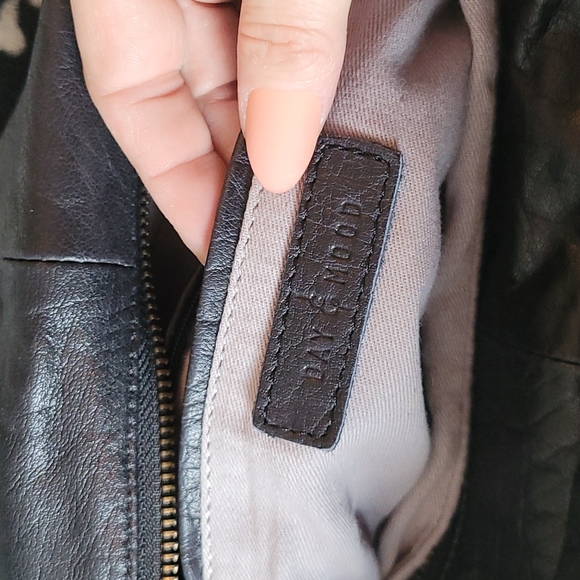 Day and mood pearl crossbody leather purse from Anthropologie - Picture 5 of 8